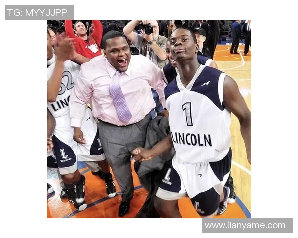 张庆鹏:从篮球场上的传奇到人生舞台的多元探索之旅